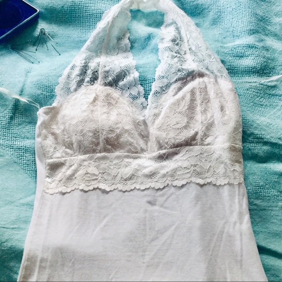 🎀Guess ?? Sheer White Beaded Shell TOP w OVERLAY - Picture 8 of 11